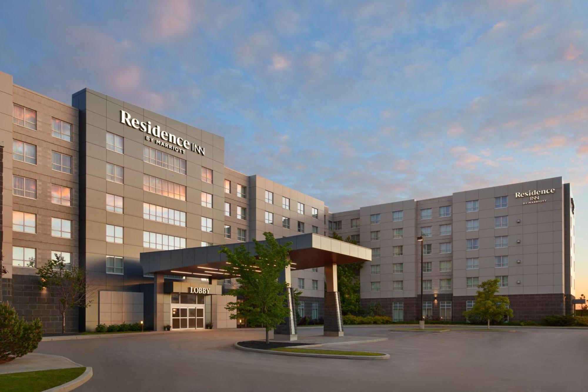 Residence Inn By Marriott Calgary Airport Exterior foto